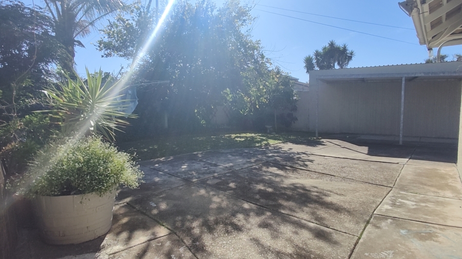 To Let 3 Bedroom Property for Rent in Kabega Park Eastern Cape